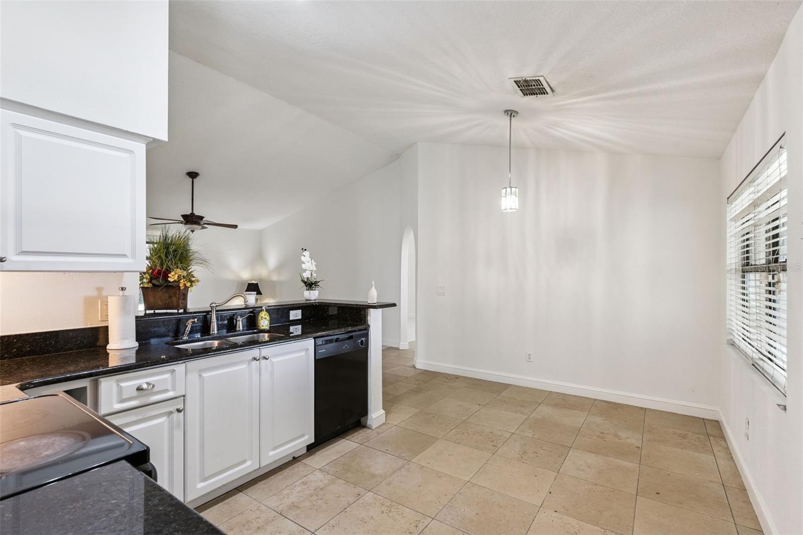 9433 PALM TREE DR, WINDERMERE, FL — photo 16