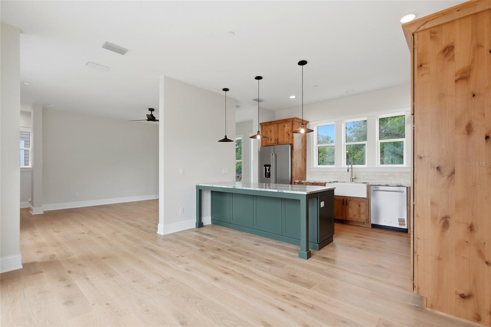 2540 1ST AVE N, ST PETERSBURG, FL — photo 12