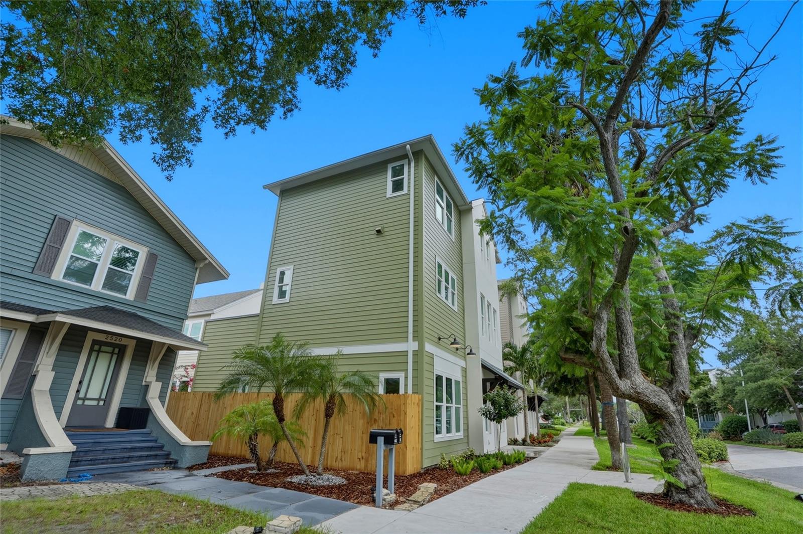 2540 1ST AVE N, ST PETERSBURG, FL — photo 51