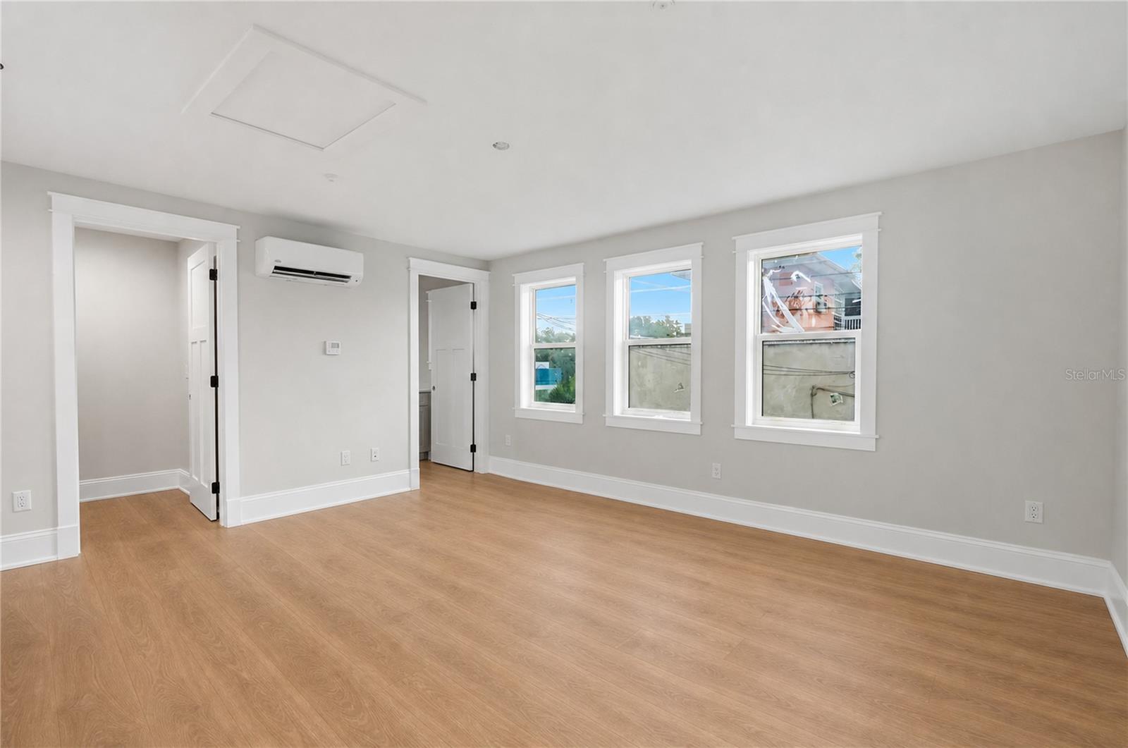 2540 1ST AVE N, ST PETERSBURG, FL — photo 39