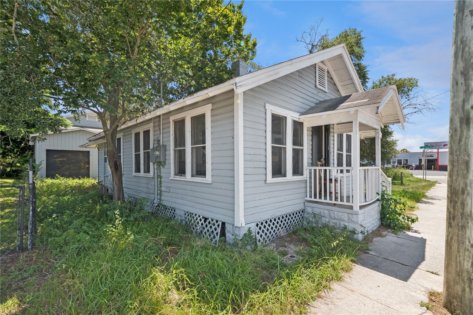 821 N RIDGEWOOD AVE, DAYTONA BEACH, FL — photo 2