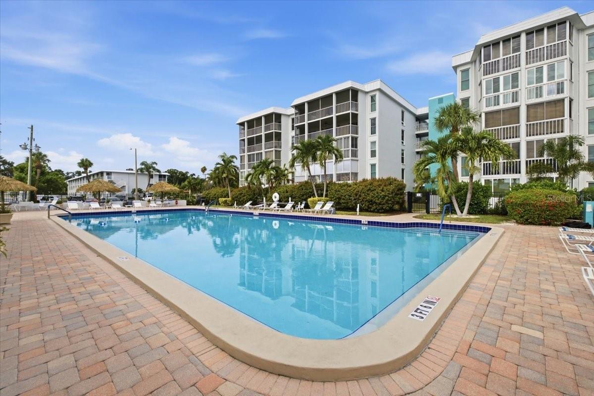 4908 38TH WAY S #401, ST PETERSBURG, FL — photo 37