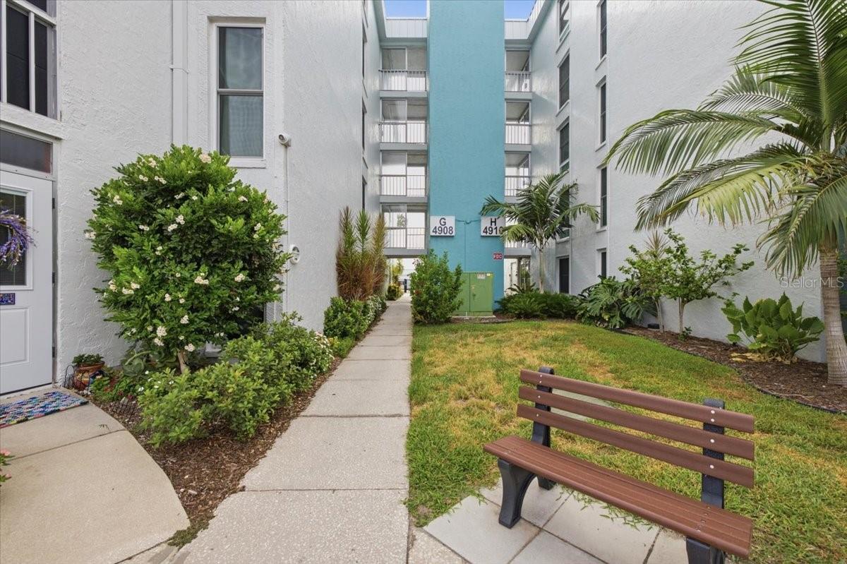 4908 38TH WAY S #401, ST PETERSBURG, FL — photo 49