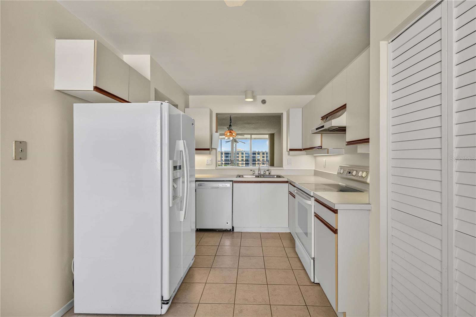 4550 PINEBROOK CIR #605, BRADENTON, FL — photo 14