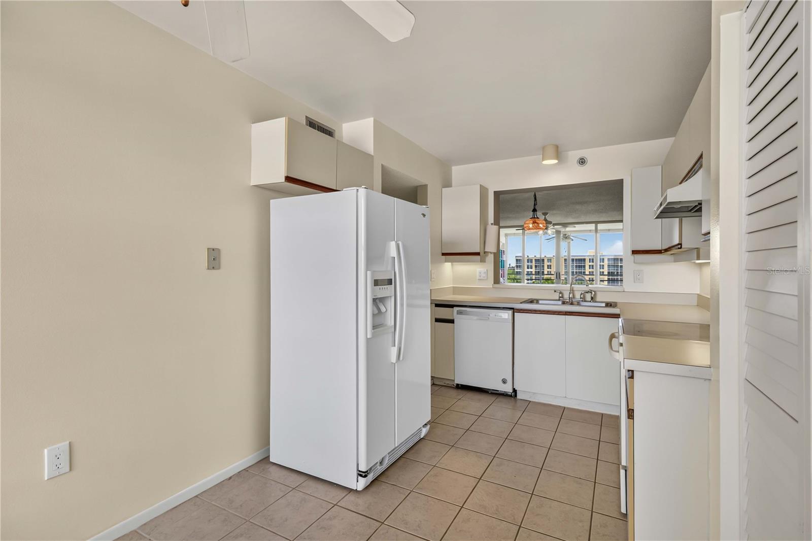 4550 PINEBROOK CIR #605, BRADENTON, FL — photo 15