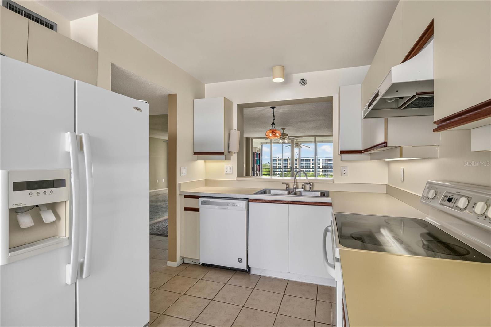 4550 PINEBROOK CIR #605, BRADENTON, FL — photo 16