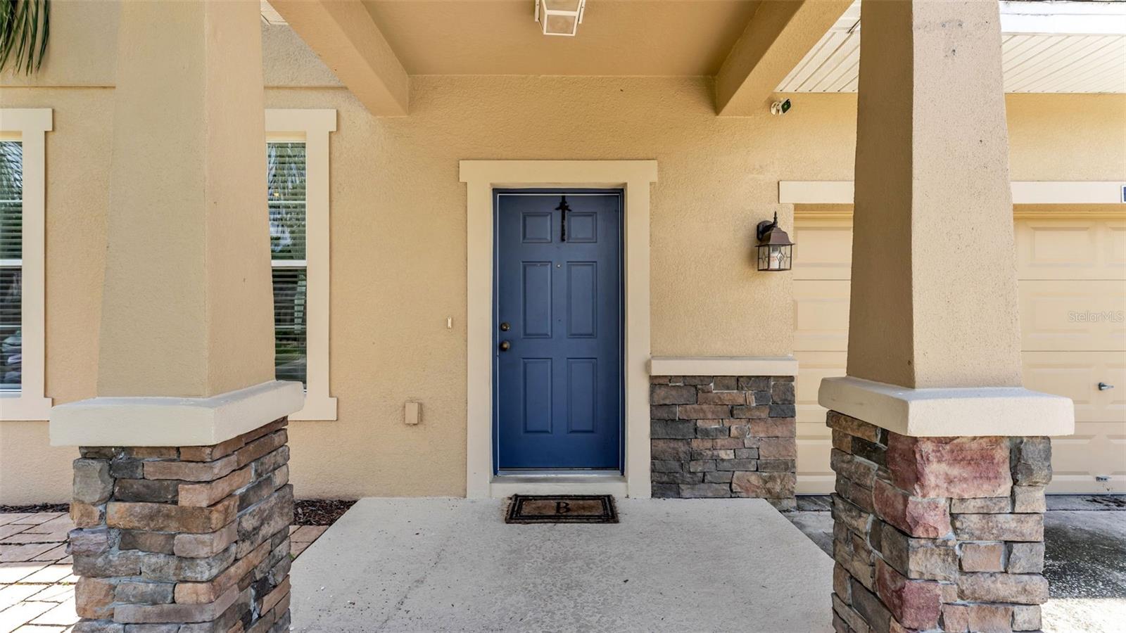 2746 WALDEN WOODS DR, PLANT CITY, FL — photo 2