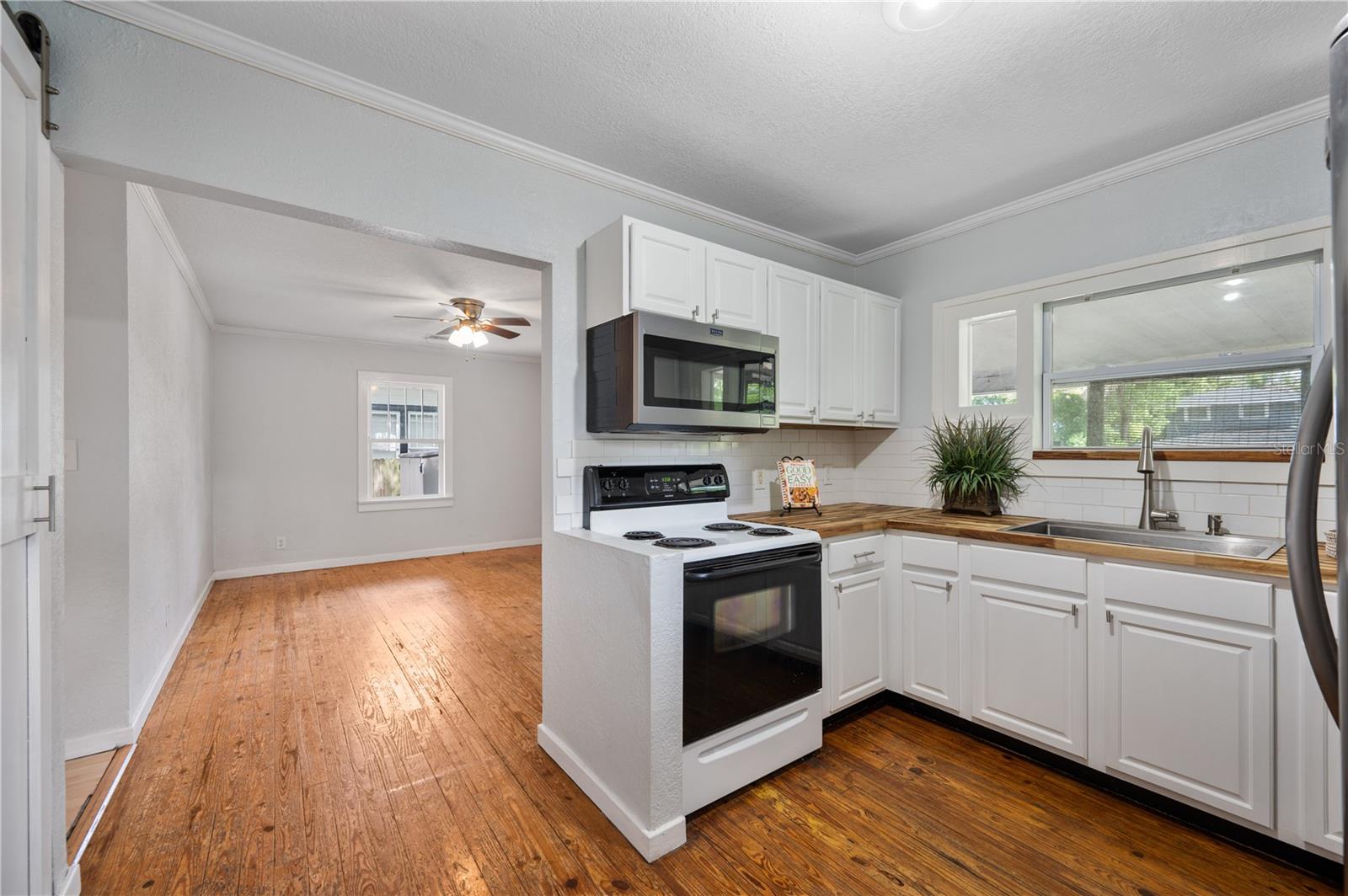 714 W BELMAR ST, LAKELAND, FL — photo 9