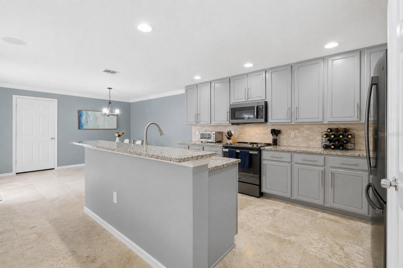 2517 ABEY BLANCO DR, ORLANDO, FL — photo 10