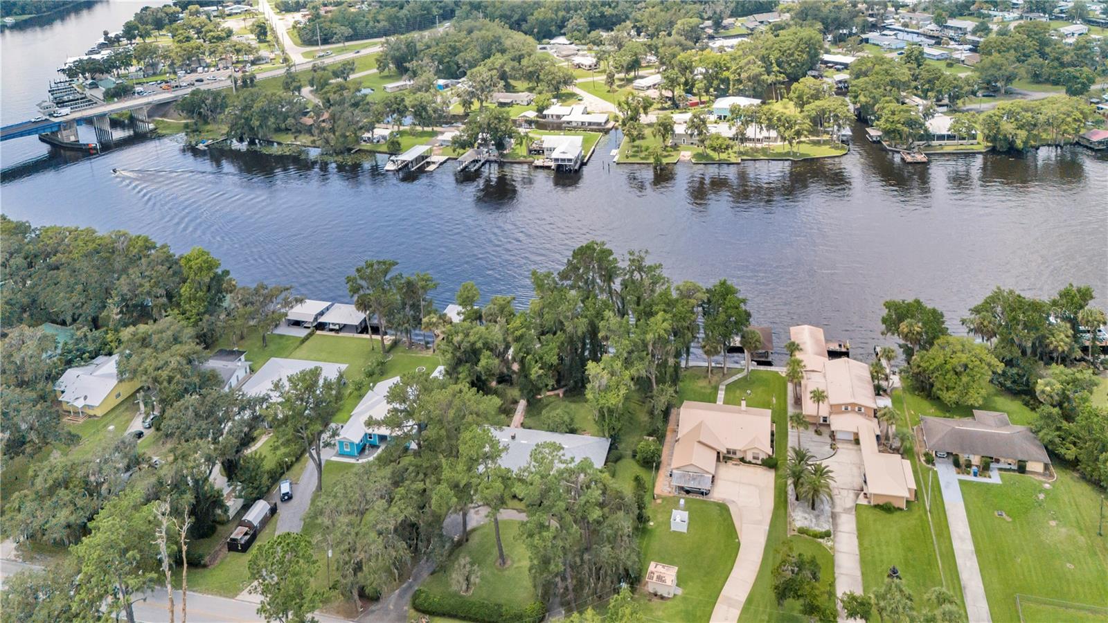 1940 ALICE DR, ASTOR, FL — photo 11