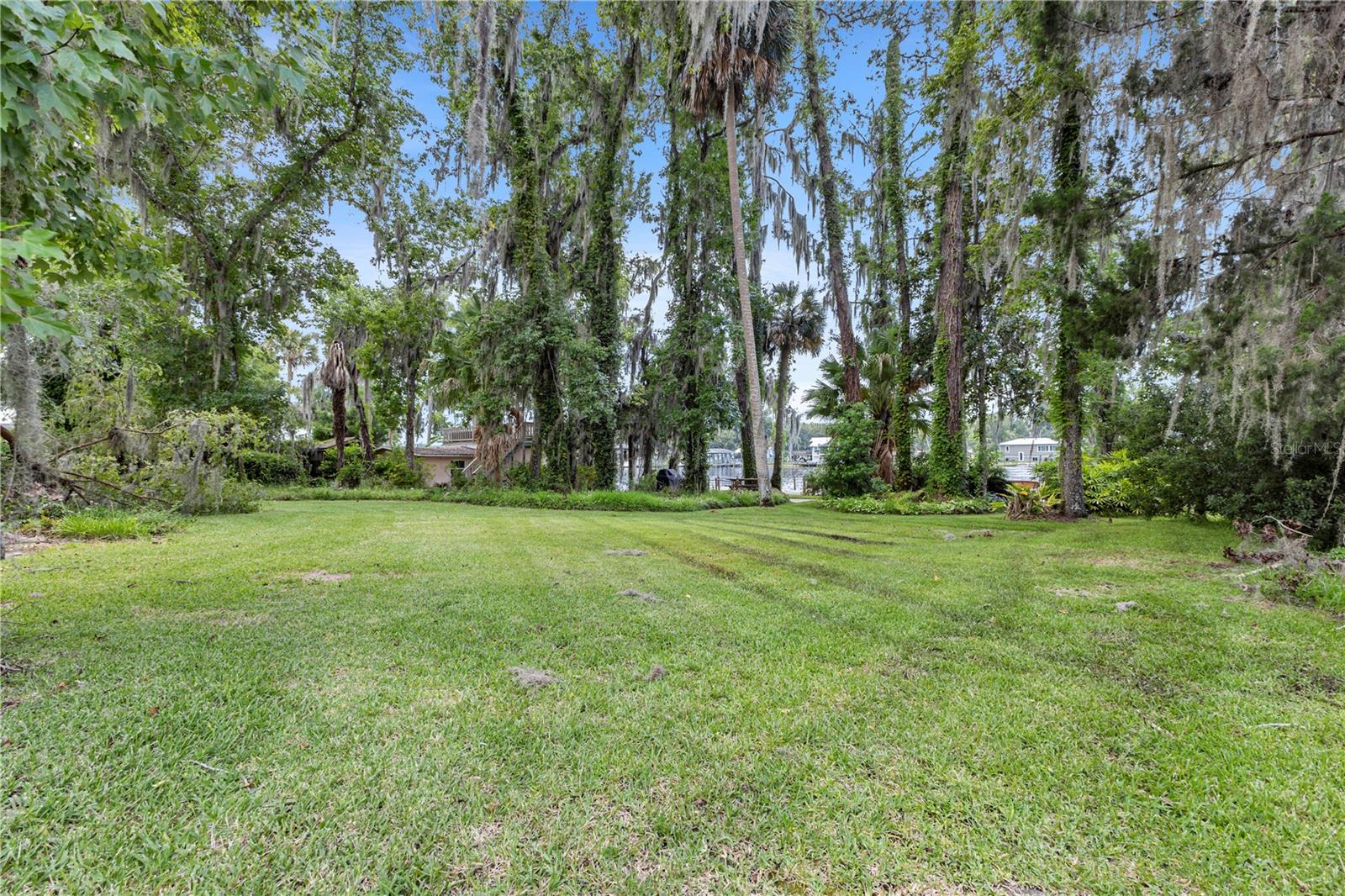 1940 ALICE DR, ASTOR, FL — photo 44