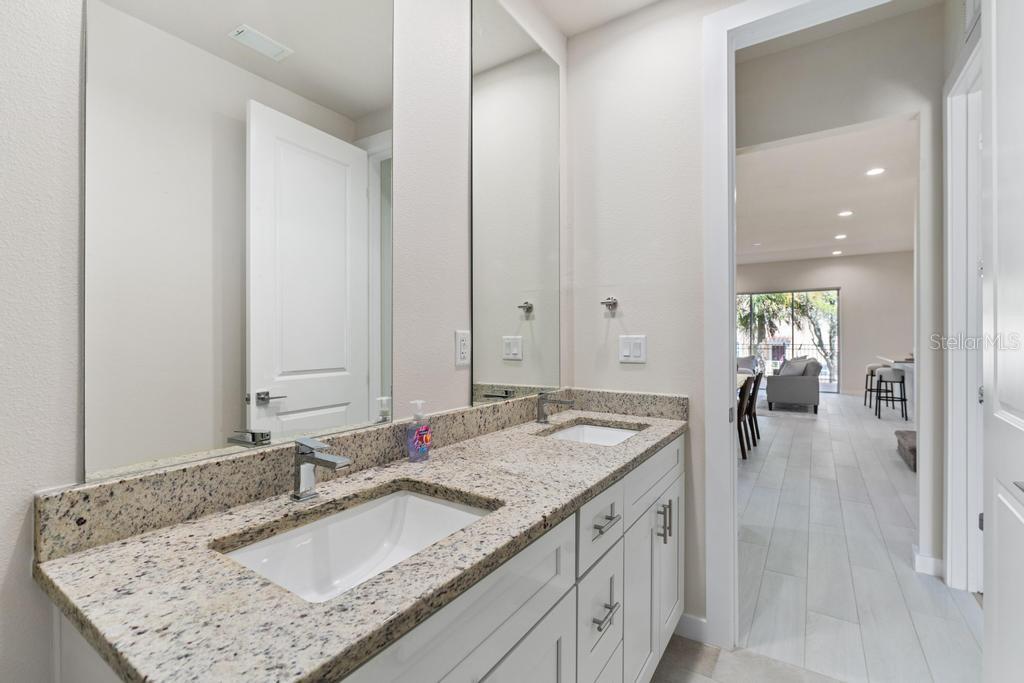 7549 SUNFLOWER CIR, KISSIMMEE, FL — photo 16