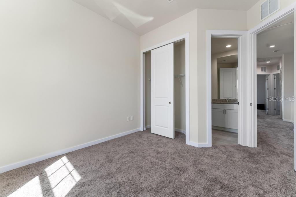 7549 SUNFLOWER CIR, KISSIMMEE, FL — photo 23