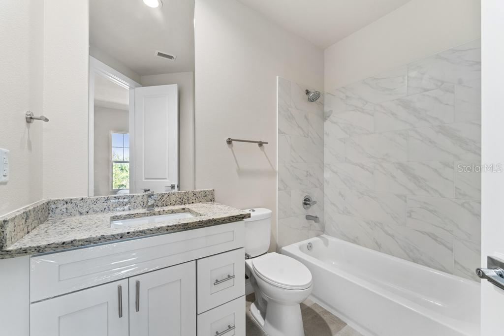 7549 SUNFLOWER CIR, KISSIMMEE, FL — photo 31