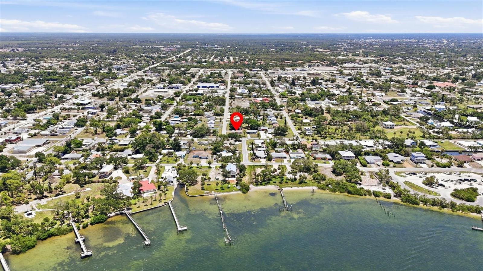 155 MAGNOLIA AVE, ENGLEWOOD, FL — photo 2