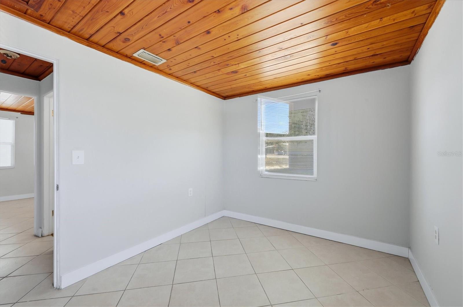 155 MAGNOLIA AVE, ENGLEWOOD, FL — photo 15