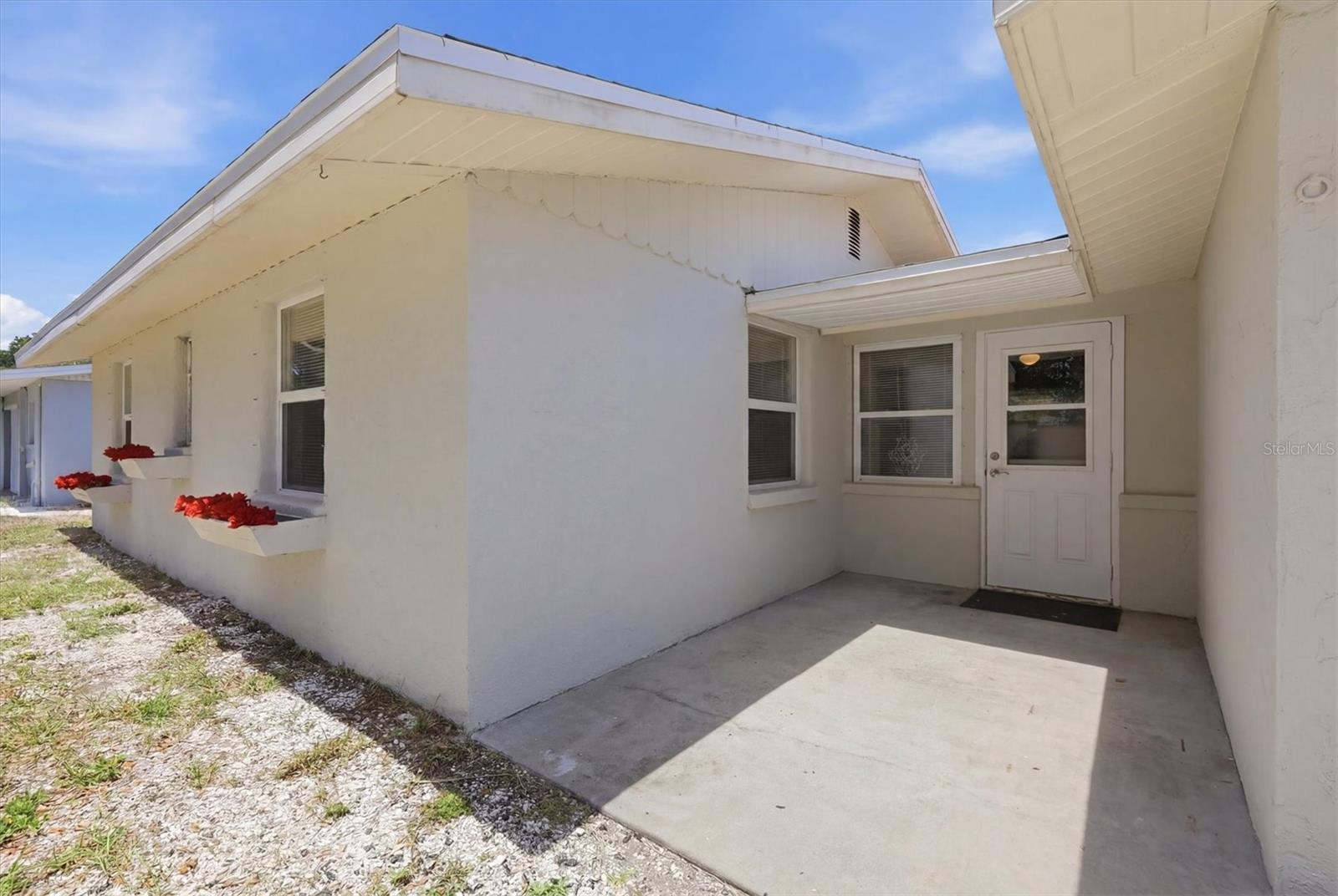 155 MAGNOLIA AVE, ENGLEWOOD, FL — photo 23