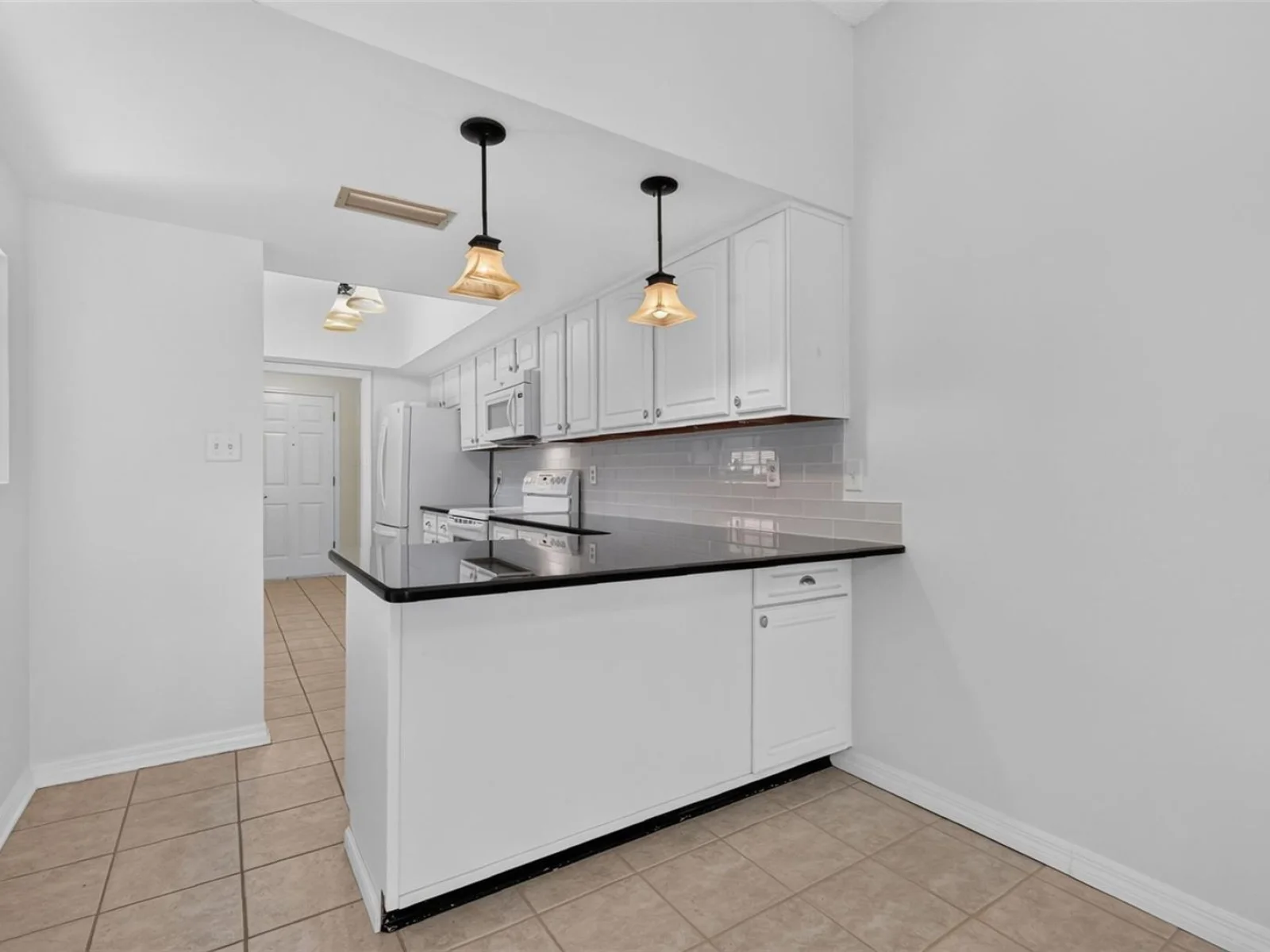 1111 LAKESHORE DR #C3, EUSTIS, FL — photo 23