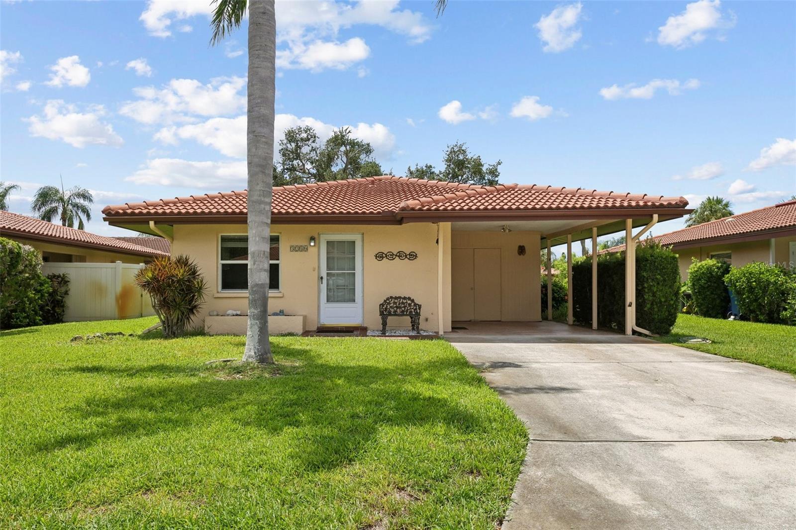 3210 CAMBRIDGE AVE, BRADENTON, FL — photo 2