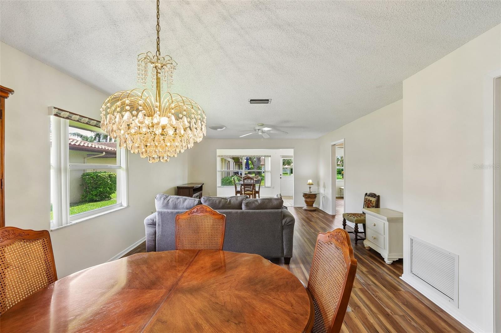 3210 CAMBRIDGE AVE, BRADENTON, FL — photo 17