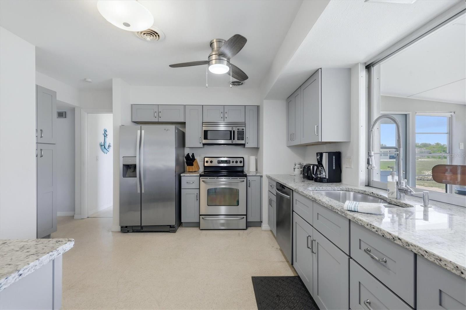 898 E 6TH ST, ENGLEWOOD, FL — photo 14