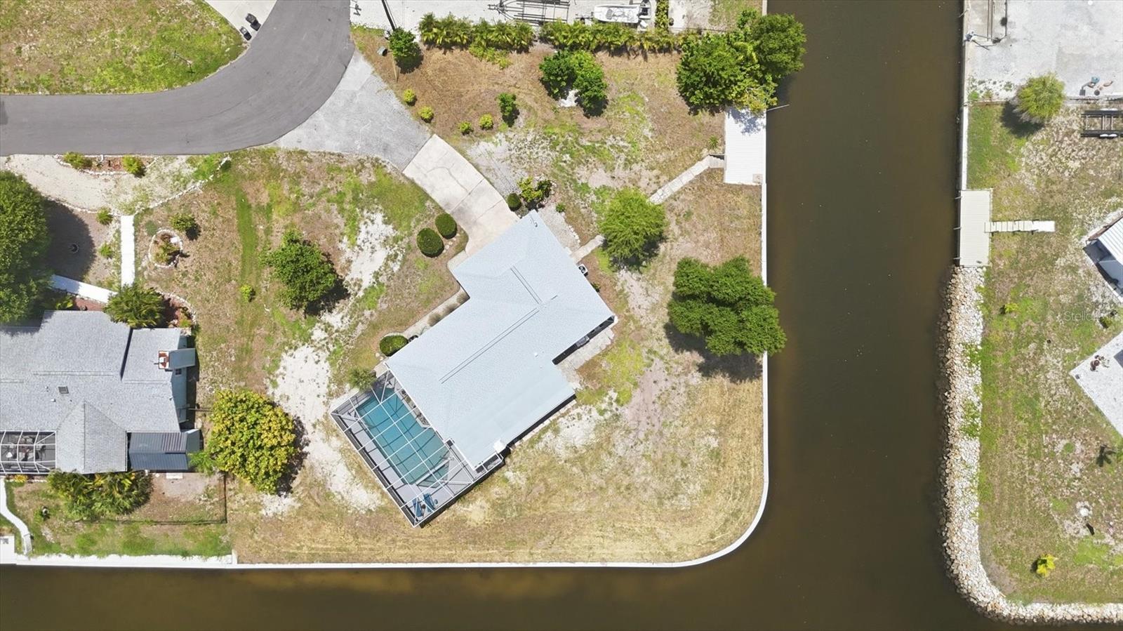 898 E 6TH ST, ENGLEWOOD, FL — photo 42
