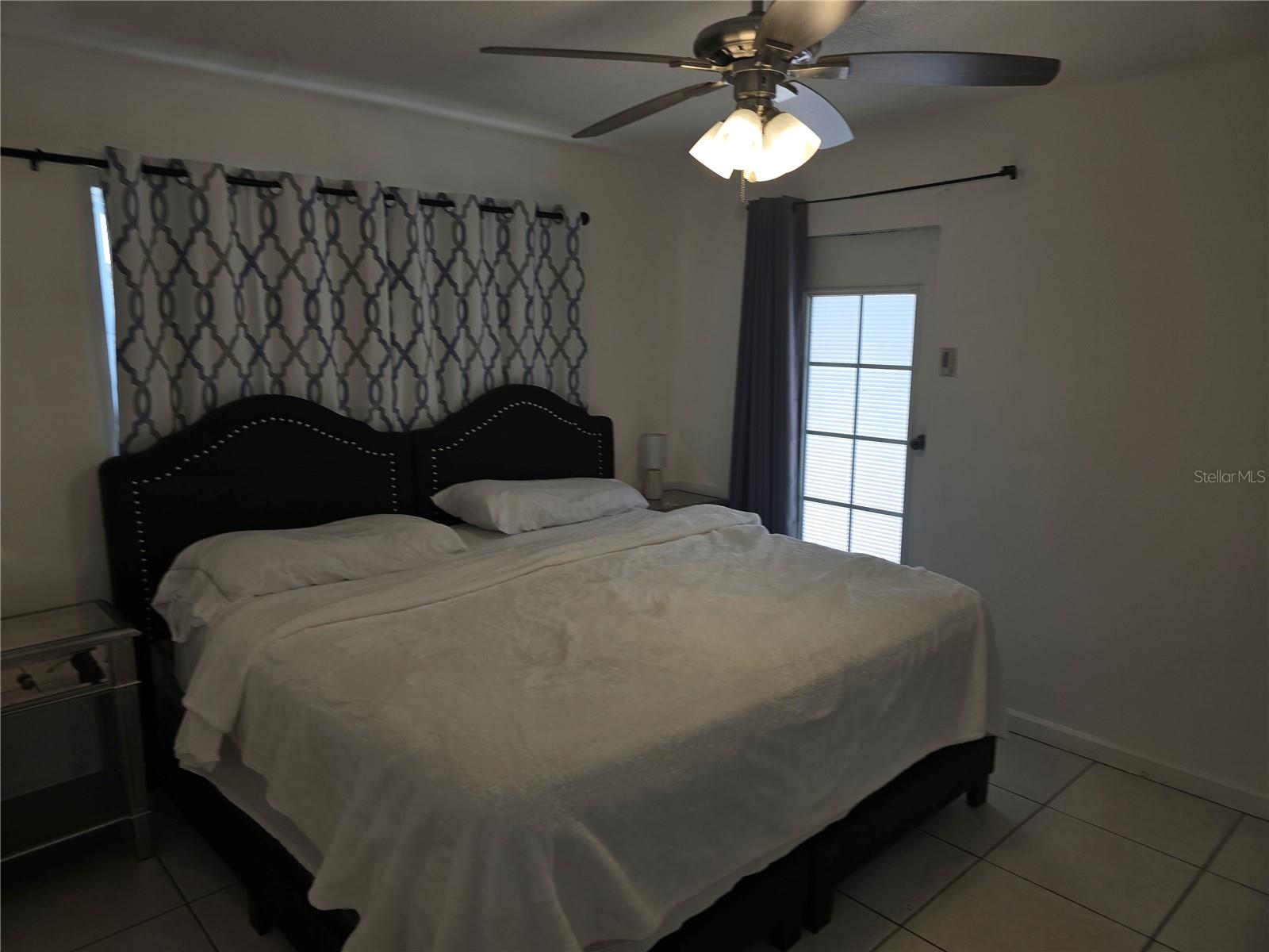 537 MELODY CIR, SARASOTA, FL — photo 13