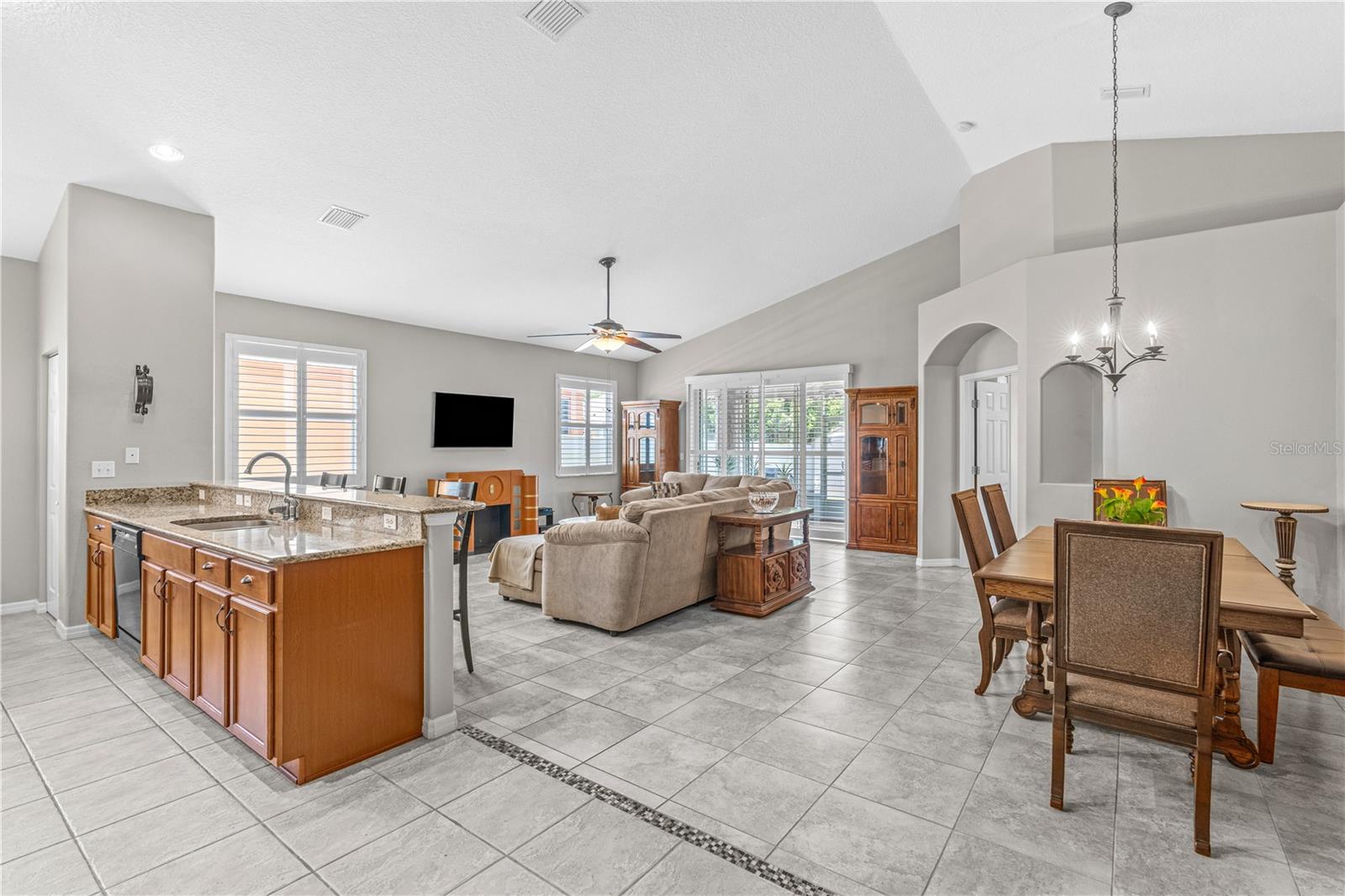 511 SAFE HARBOR DR, EDGEWATER, FL — photo 6