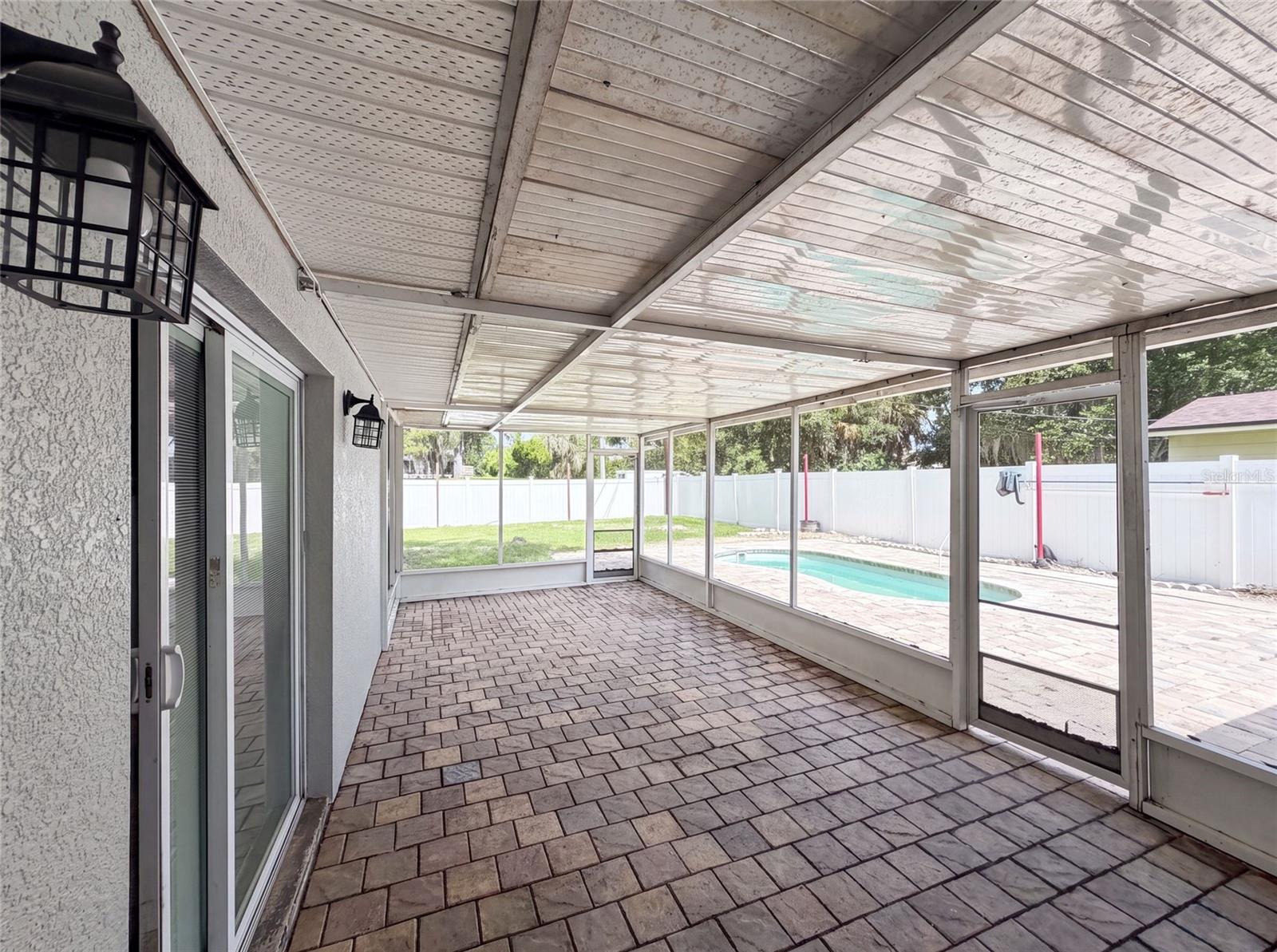 1823 LORI LN W, LAKELAND, FL — photo 2