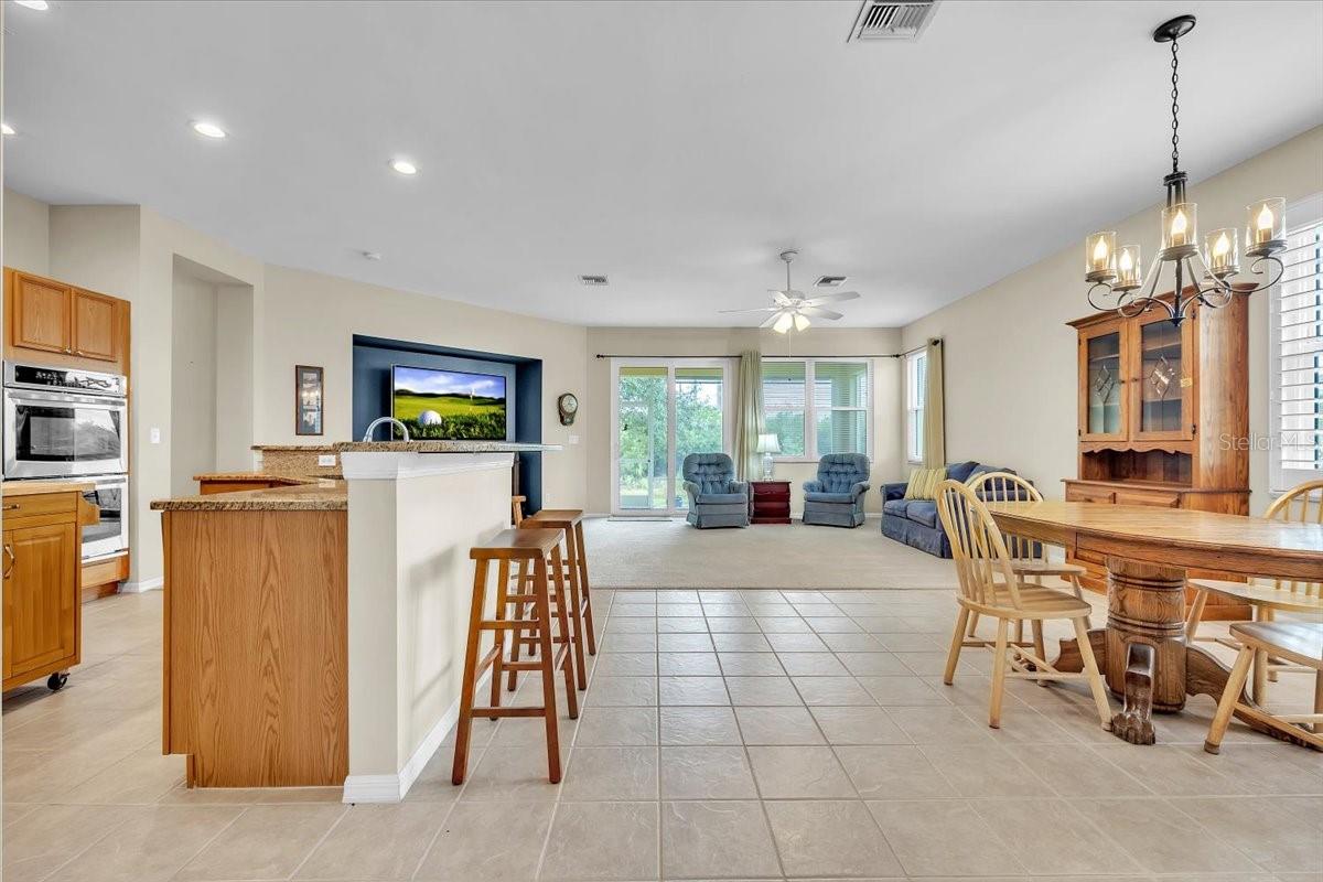 12933 SW PEMBROKE CIR S, LAKE SUZY, FL — photo 9