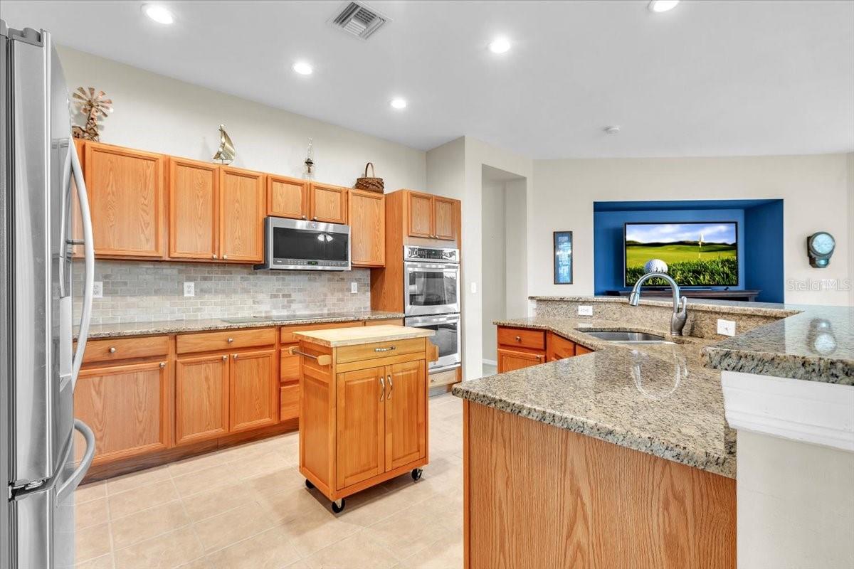 12933 SW PEMBROKE CIR S, LAKE SUZY, FL — photo 12