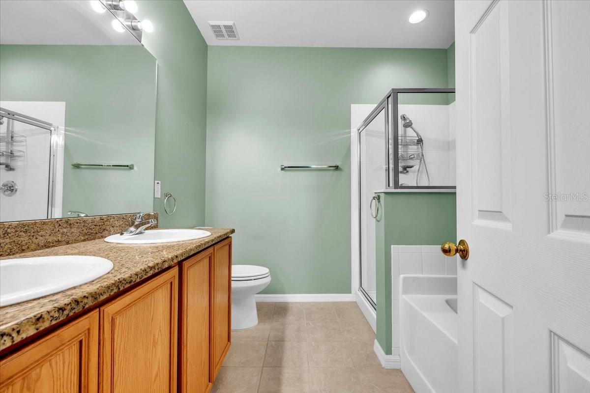 12933 SW PEMBROKE CIR S, LAKE SUZY, FL — photo 24
