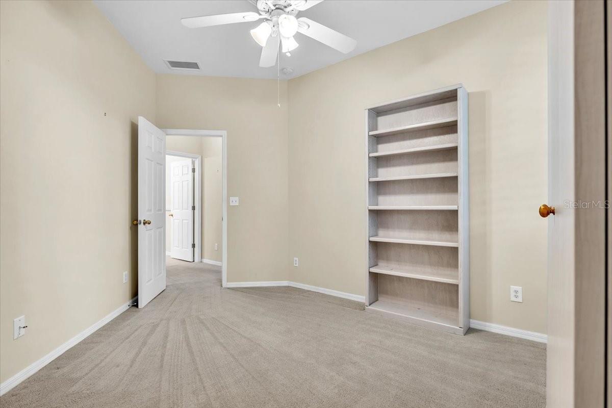 12933 SW PEMBROKE CIR S, LAKE SUZY, FL — photo 27