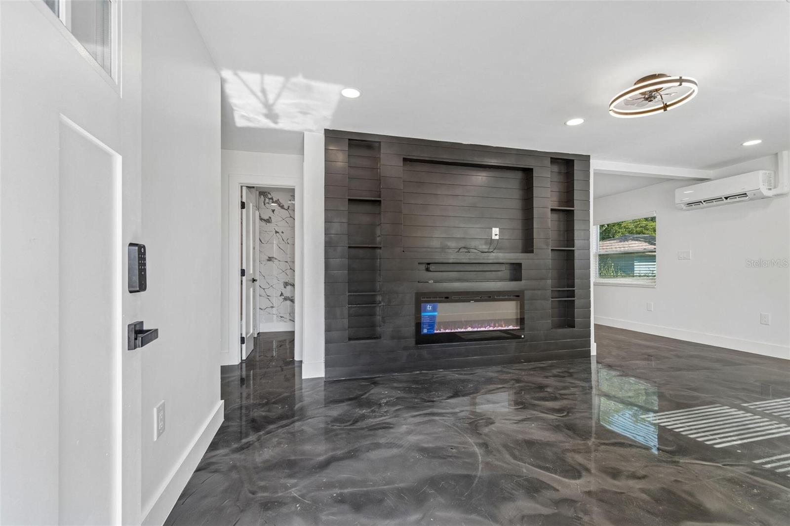 4125 GROVE, ST PETERSBURG, FL — photo 2