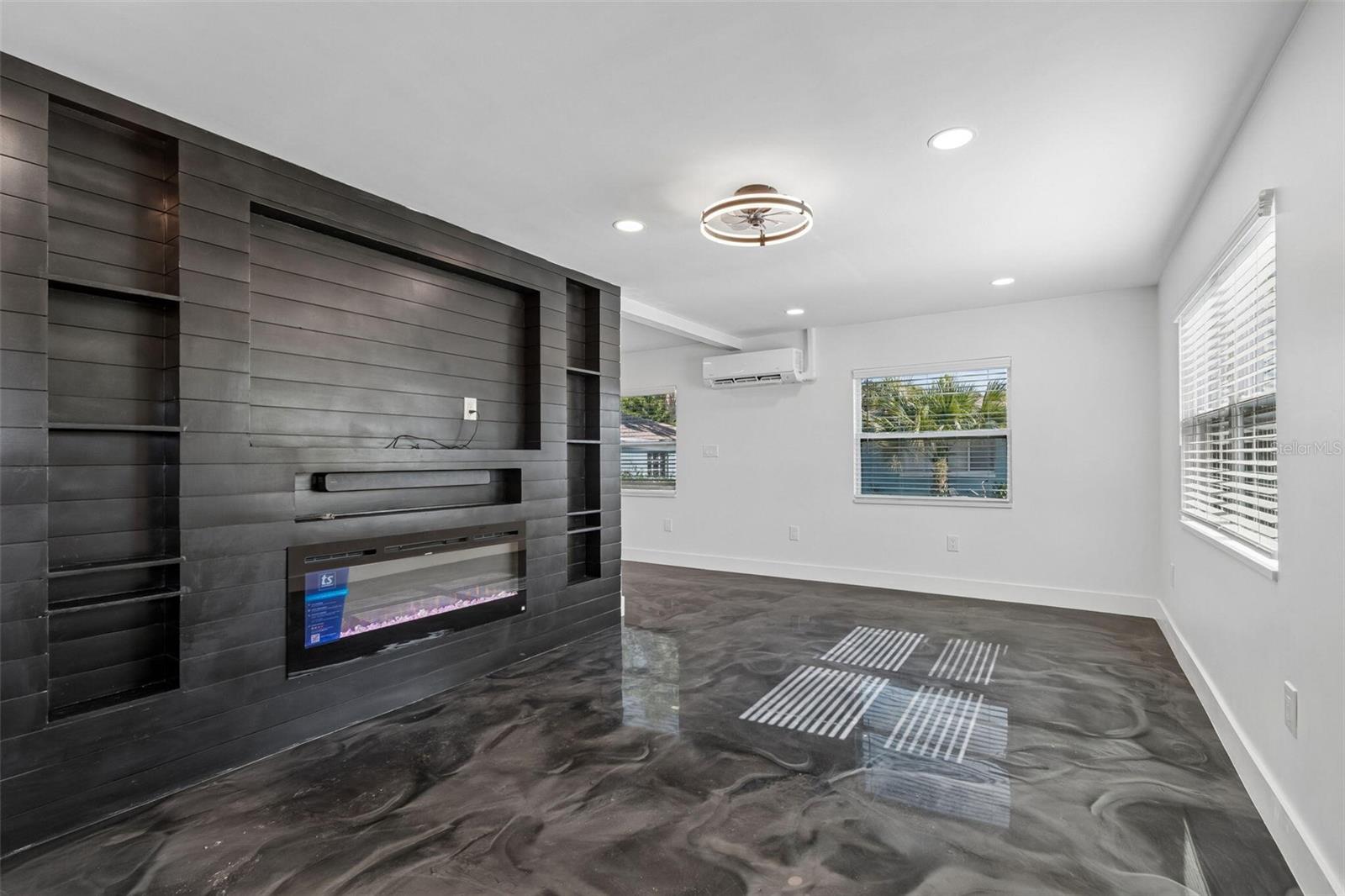 4125 GROVE, ST PETERSBURG, FL — photo 8
