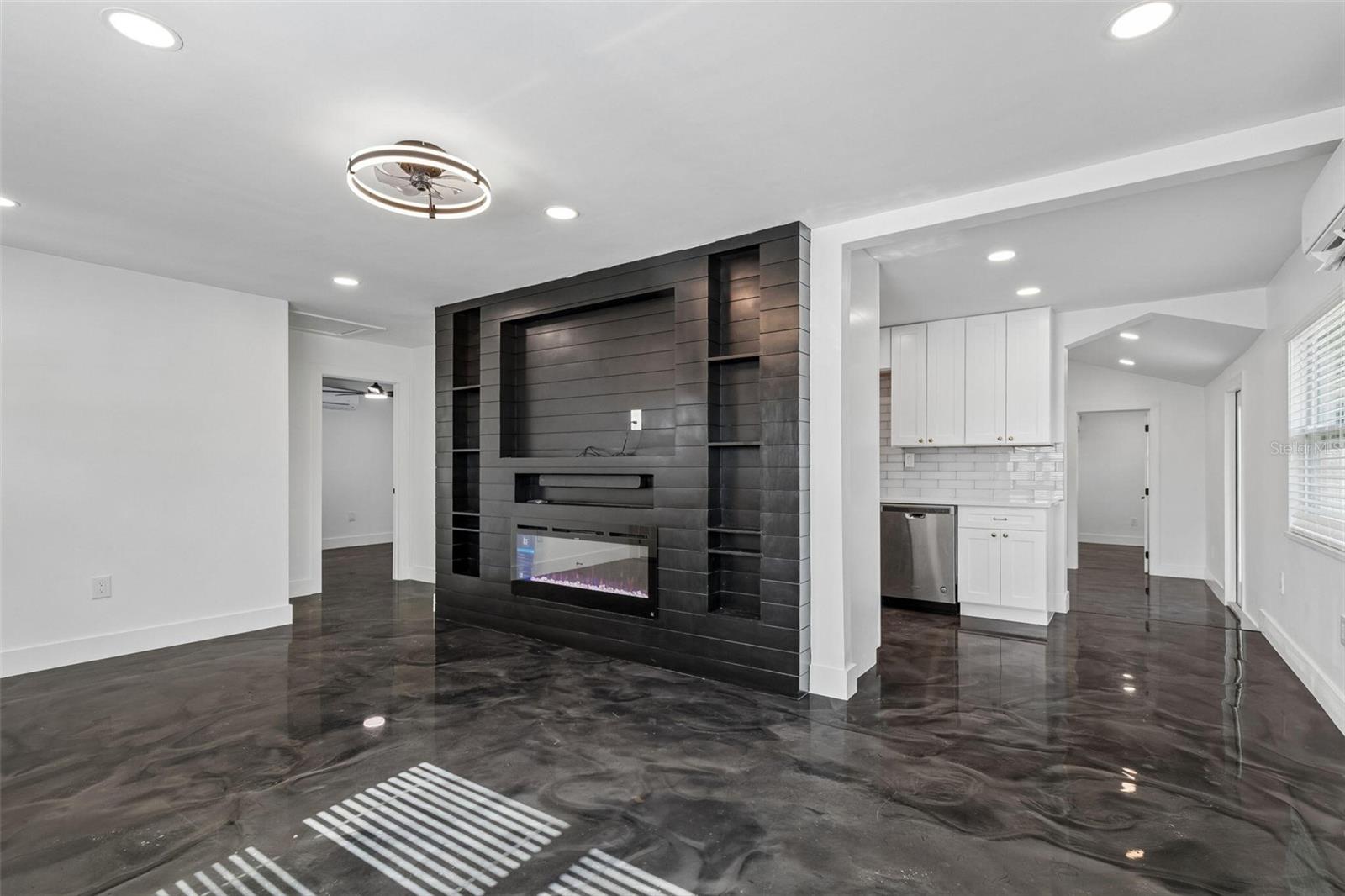 4125 GROVE, ST PETERSBURG, FL — photo 9