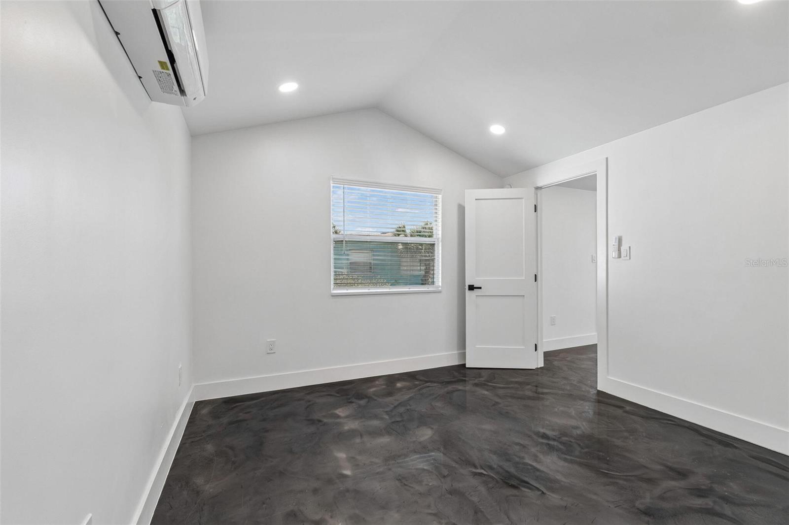 4125 GROVE, ST PETERSBURG, FL — photo 20