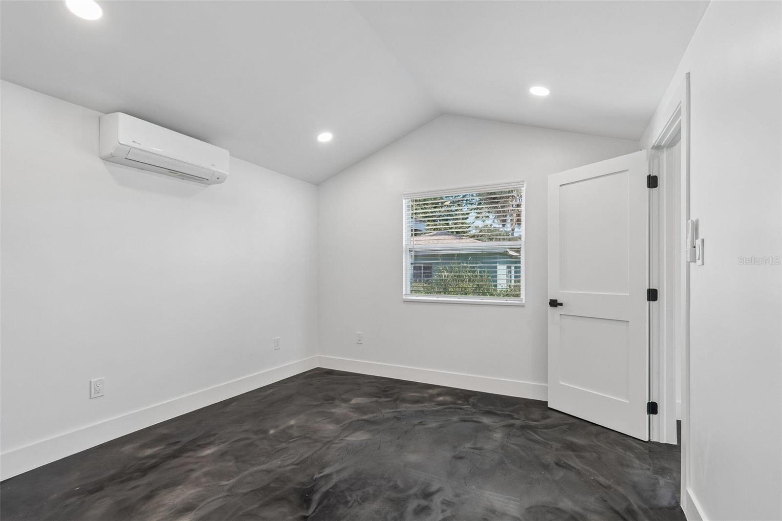 4125 GROVE, ST PETERSBURG, FL — photo 21