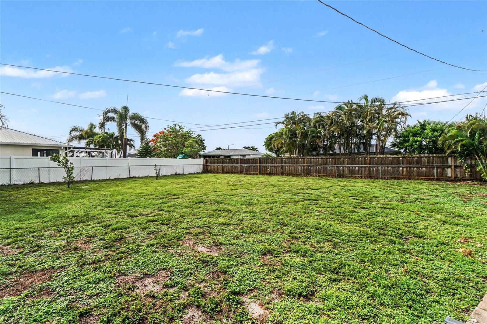 316 SW 19TH TER, CAPE CORAL, FL — photo 40