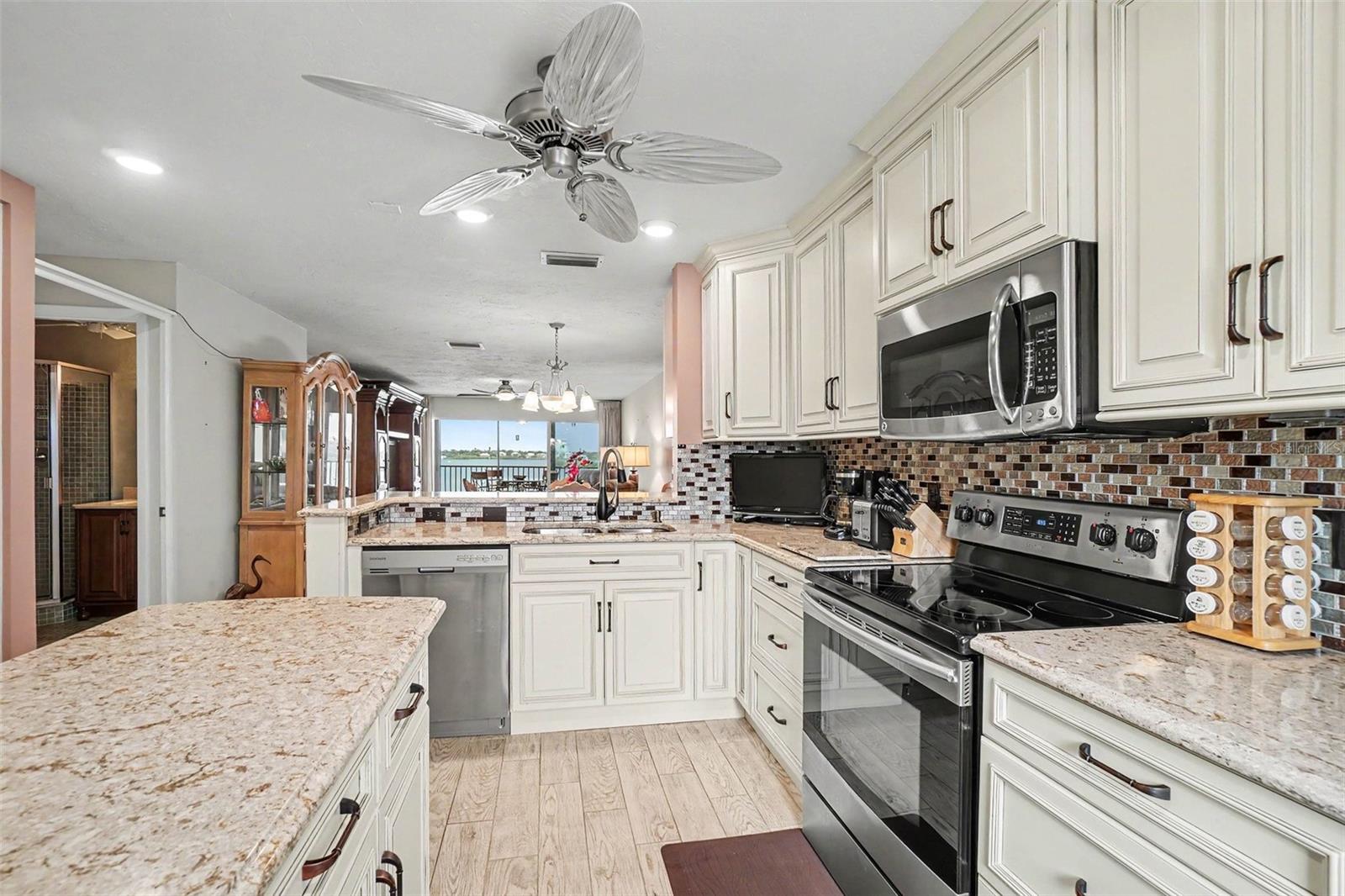 9011 MIDNIGHT PASS RD #329, SARASOTA, FL — photo 9