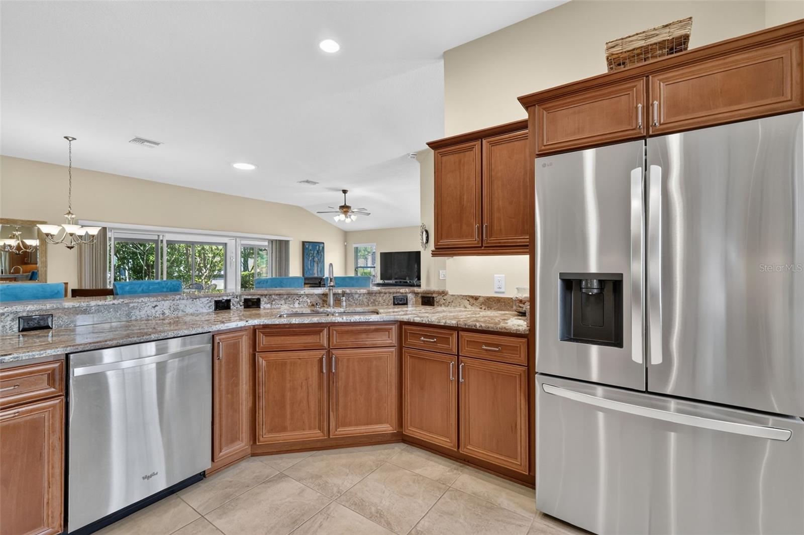 1583 LEMON LOOP, THE VILLAGES, FL — photo 6