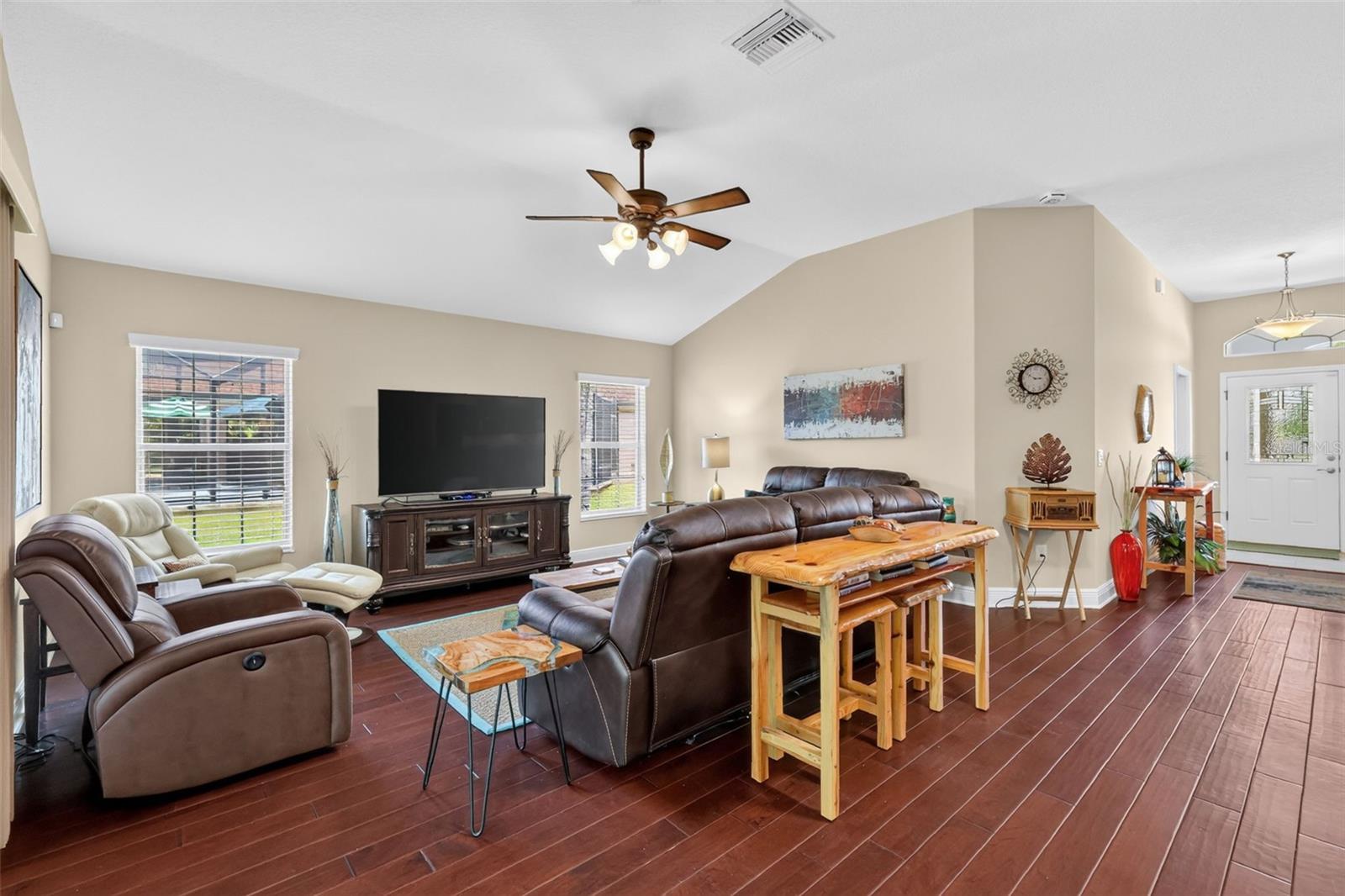 1583 LEMON LOOP, THE VILLAGES, FL — photo 15
