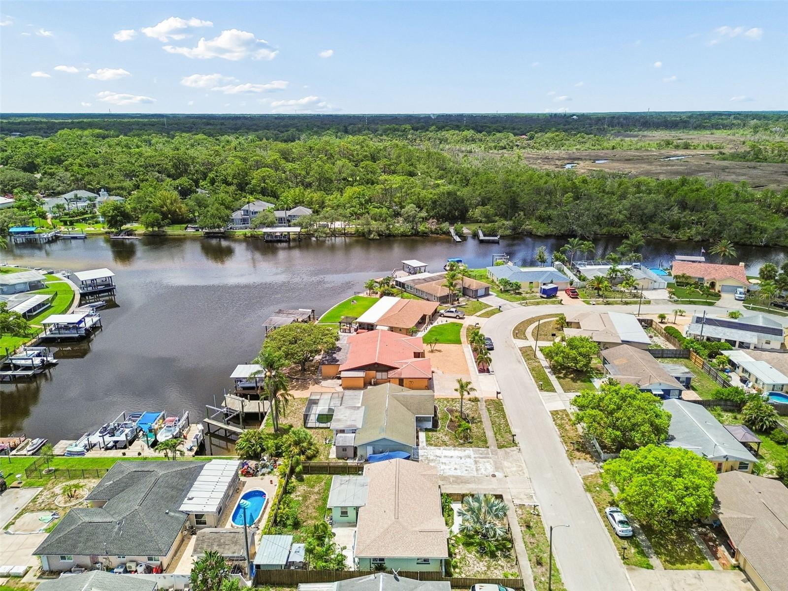 1056 TAMARAC DR, HOLIDAY, FL — photo 40