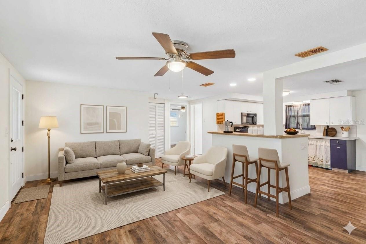 1056 TAMARAC DR, HOLIDAY, FL — photo 2