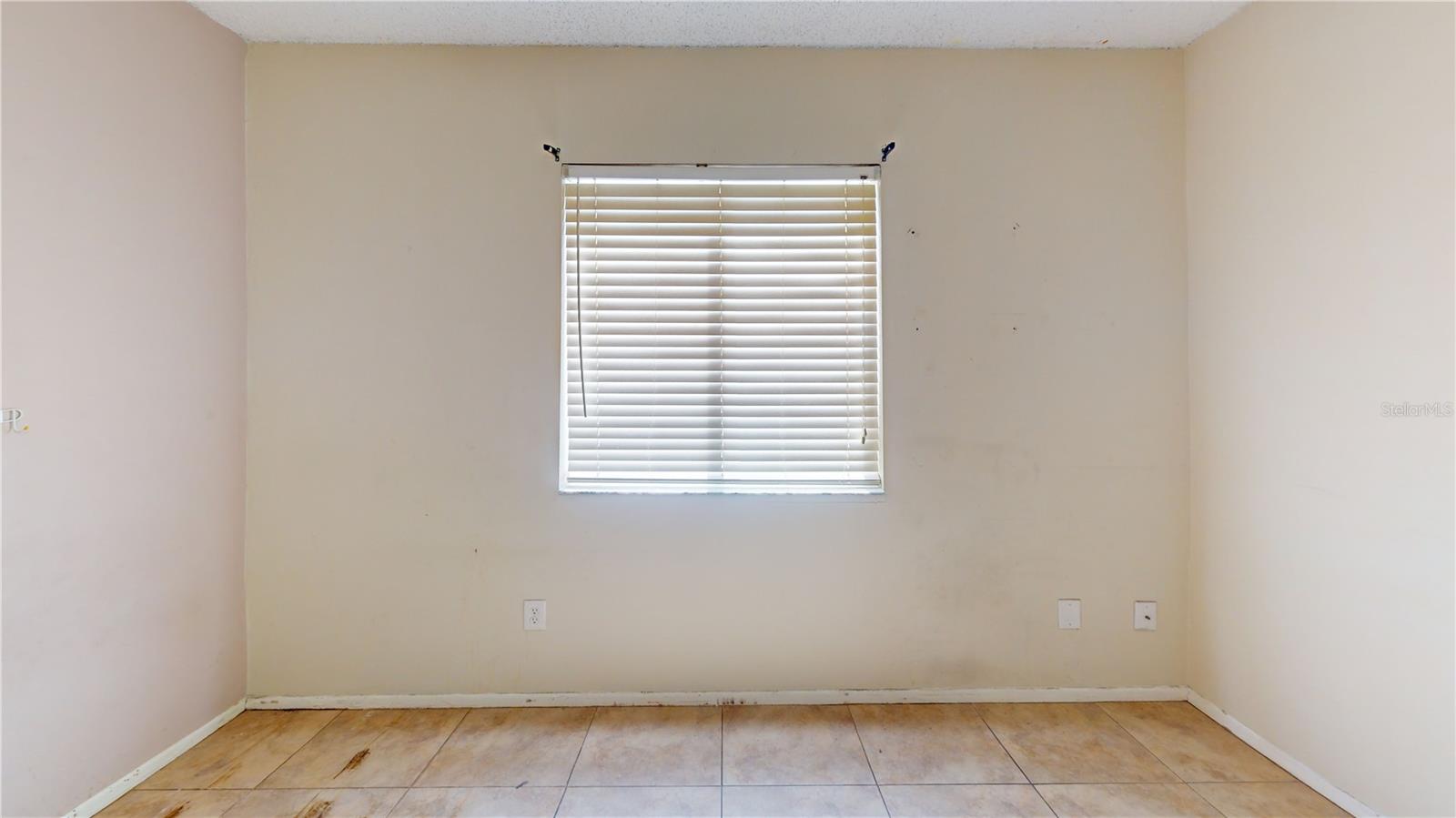 4030 CORTEZ DR #B, TAMPA, FL — photo 10