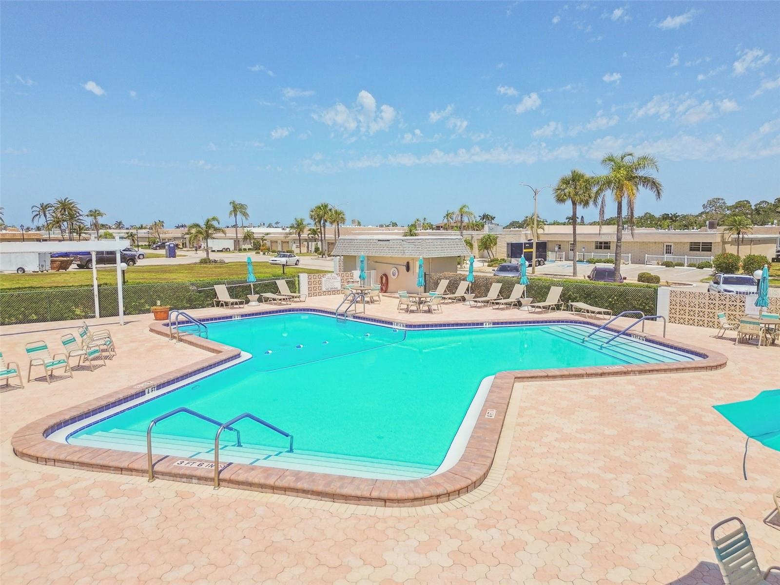 392 BOCA CIEGA POINT BLVD N, ST PETERSBURG, FL — photo 37