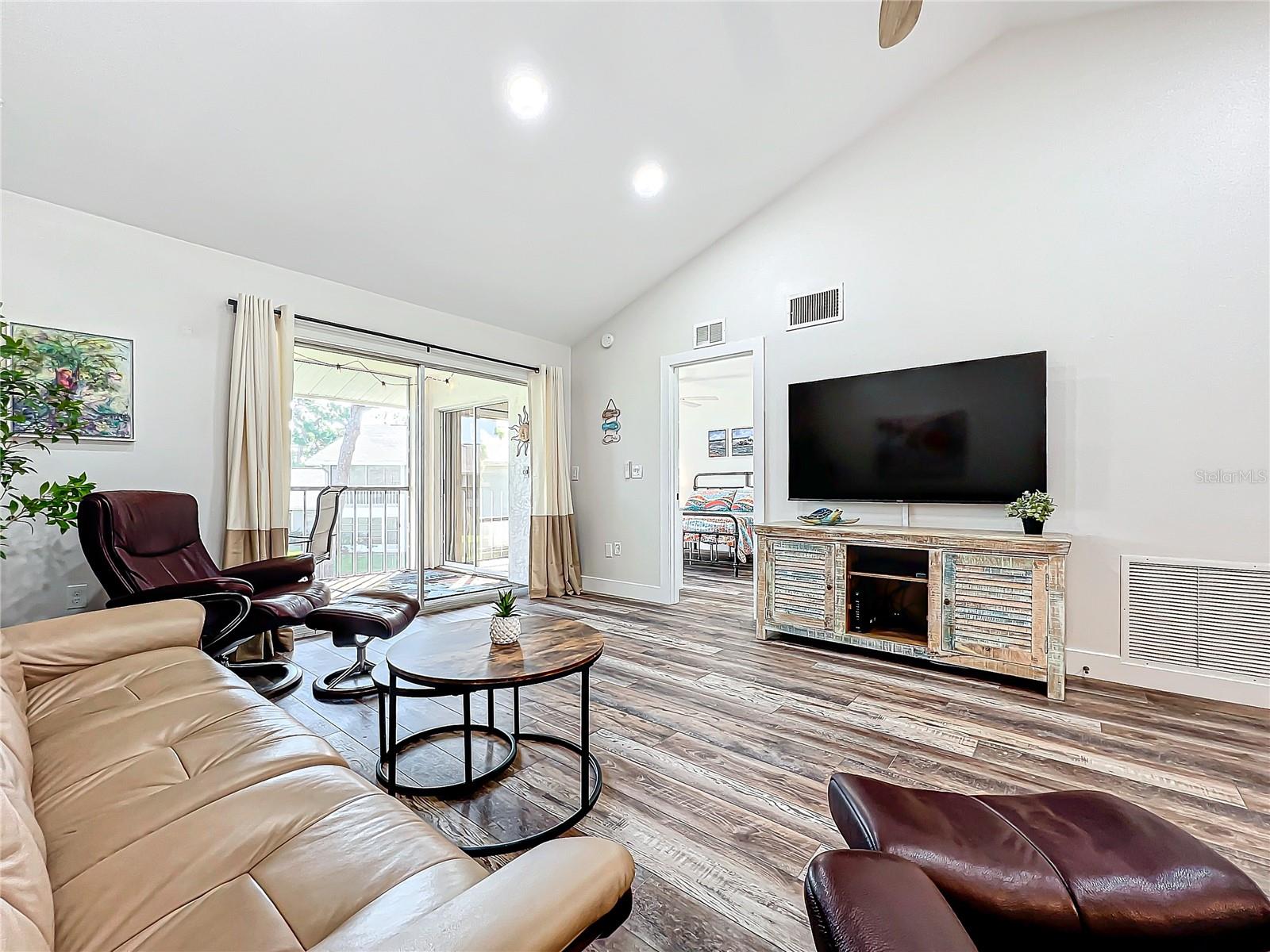1407 PINE LAKE DR #7, VENICE, FL — photo 31
