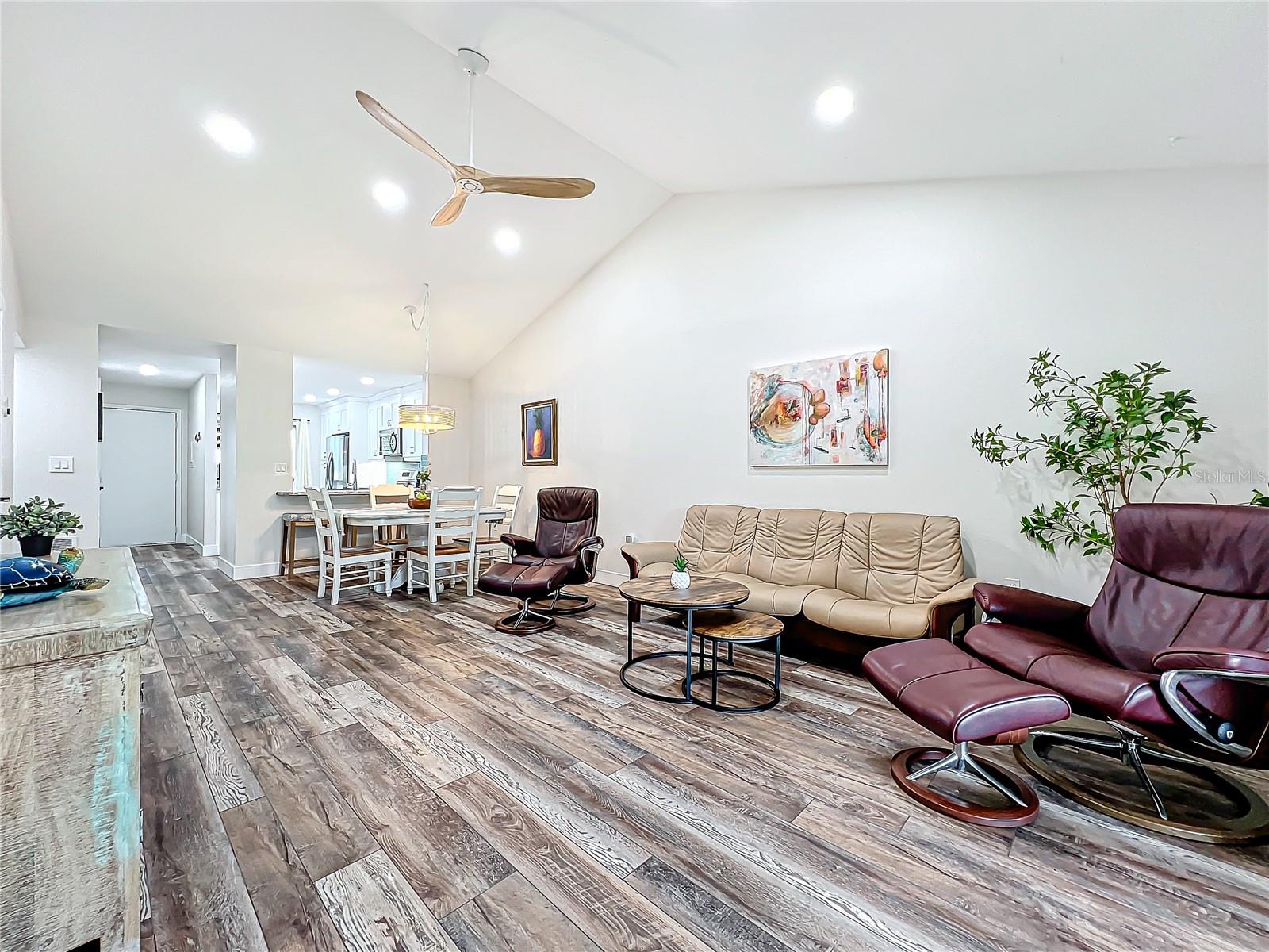 1407 PINE LAKE DR #7, VENICE, FL — photo 32
