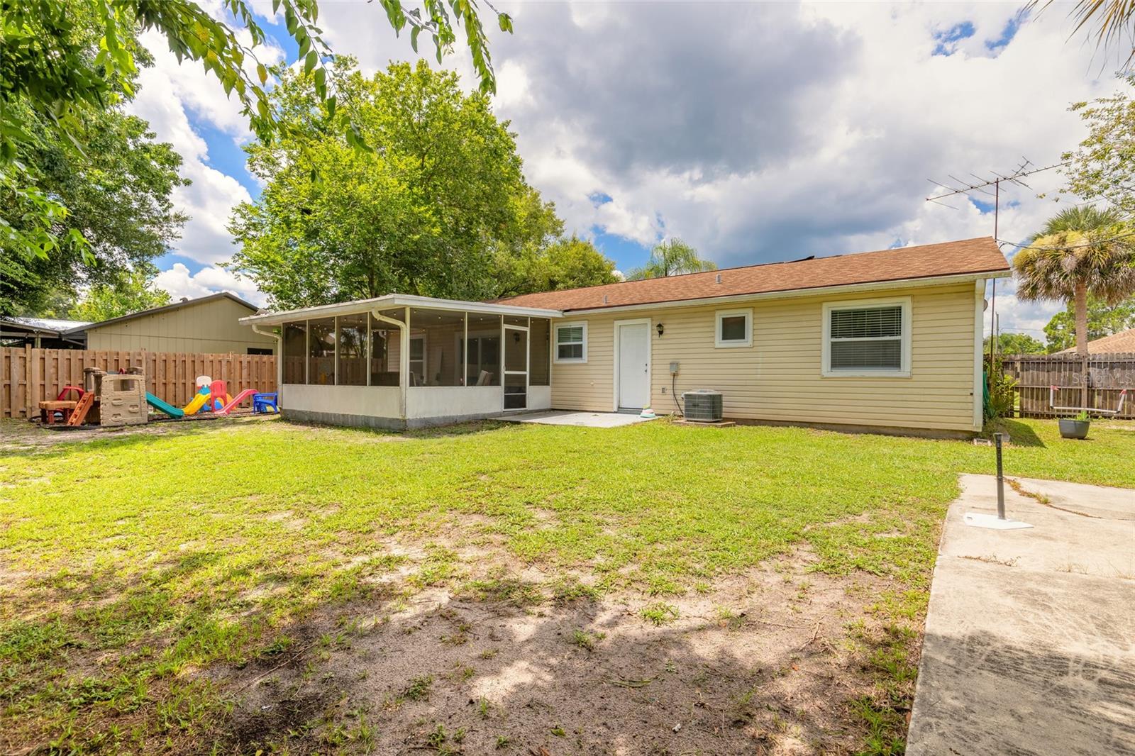 3223 UMBRELLA TREE DR, EDGEWATER, FL — photo 27