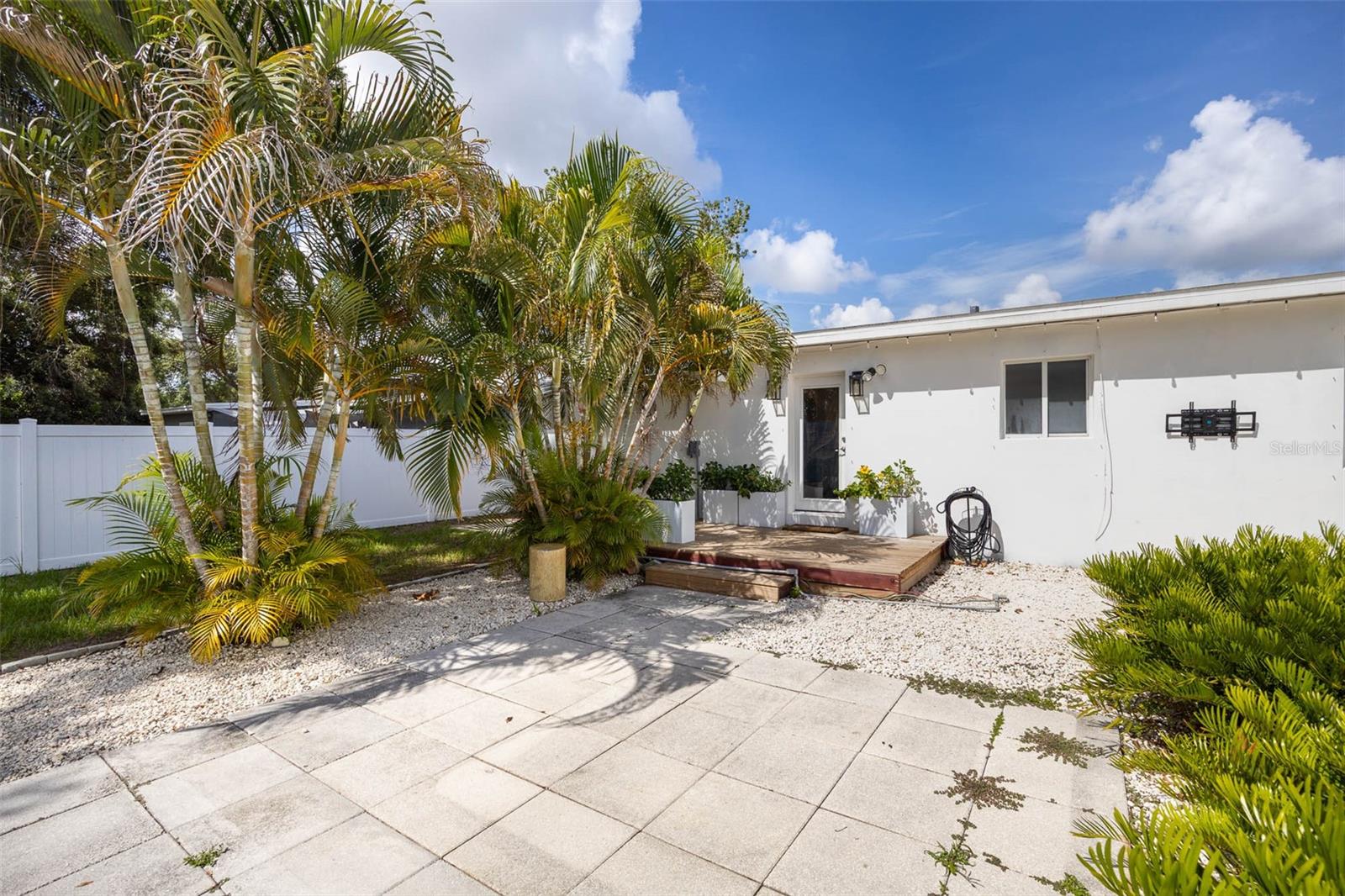 5931 MANGROVE ST N, ST PETERSBURG, FL — photo 28